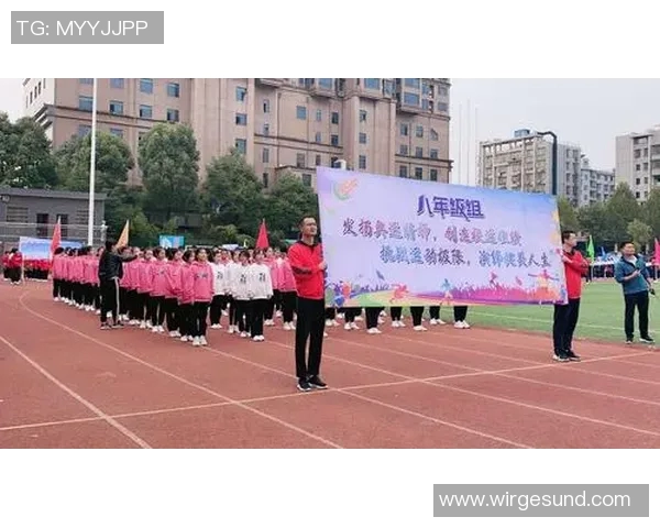 黄军专访:从绿茵场到人生舞台的足球旅程回顾与展望